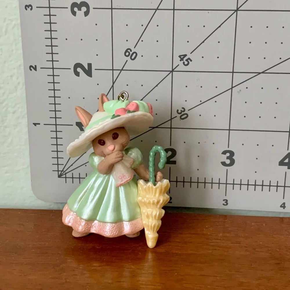 Hallmark Keepsake Ornament Springtime Bonnets 1996  #4